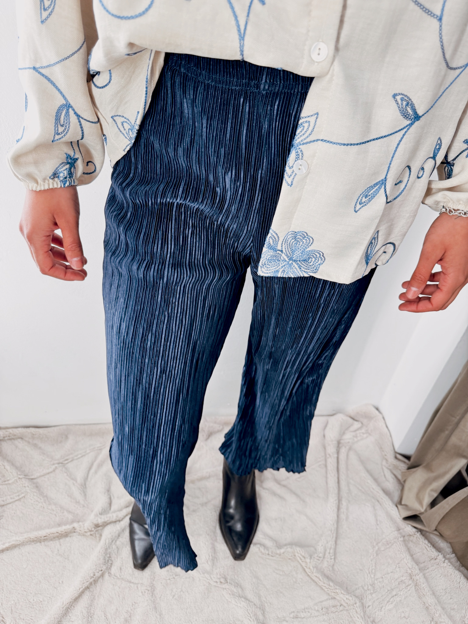 55999E5C-AD8C-46B6-8E6A-D6EEE2ACA2D9 Pantalon Lumen