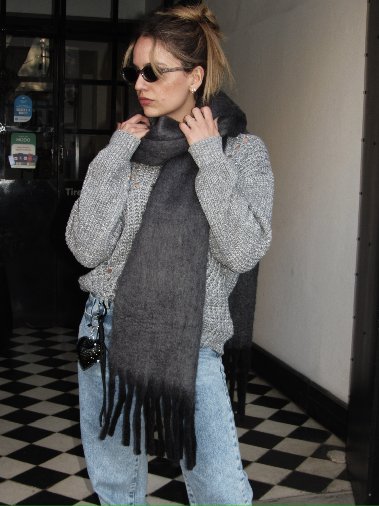 Sweater Smoke