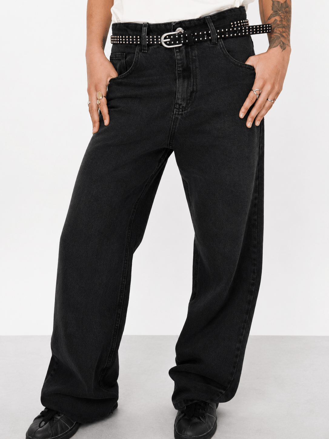 c210f8a4-dccd-487f-8b78-6832fc6fa549 Denim Orion